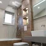 Apartament With Parking Space - 18045 Trogir